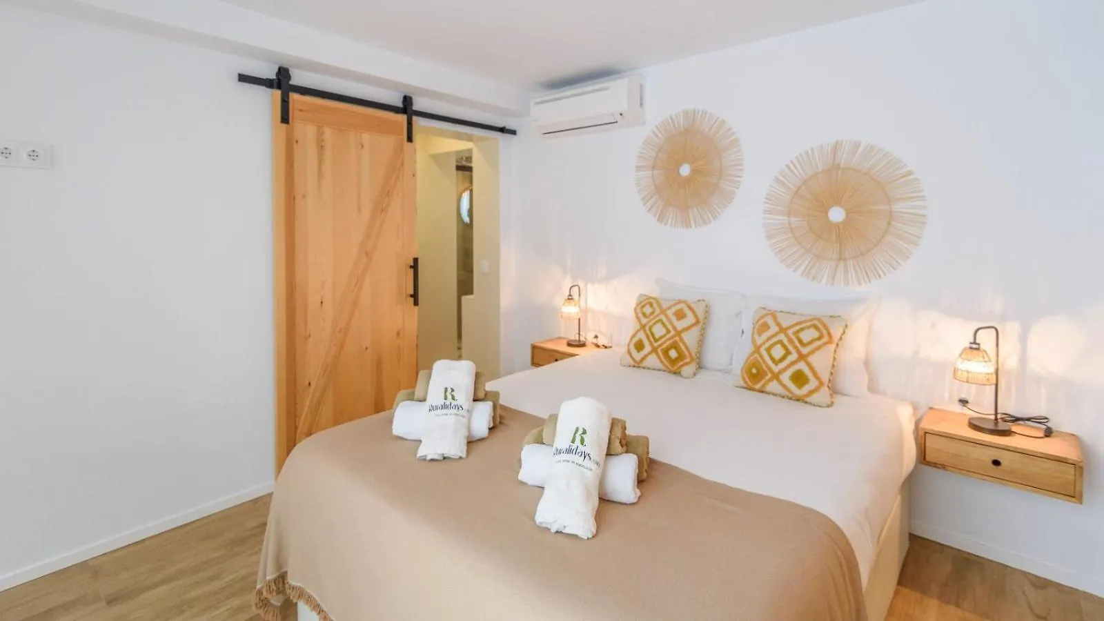 Casa What A Life Sayalonga By Ruralidays