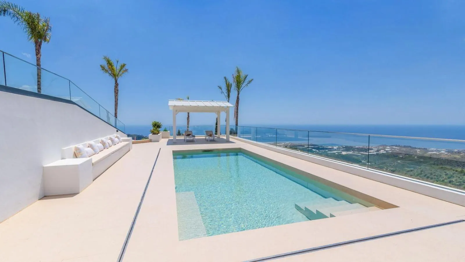 Casa What A Life Sayalonga By Ruralidays