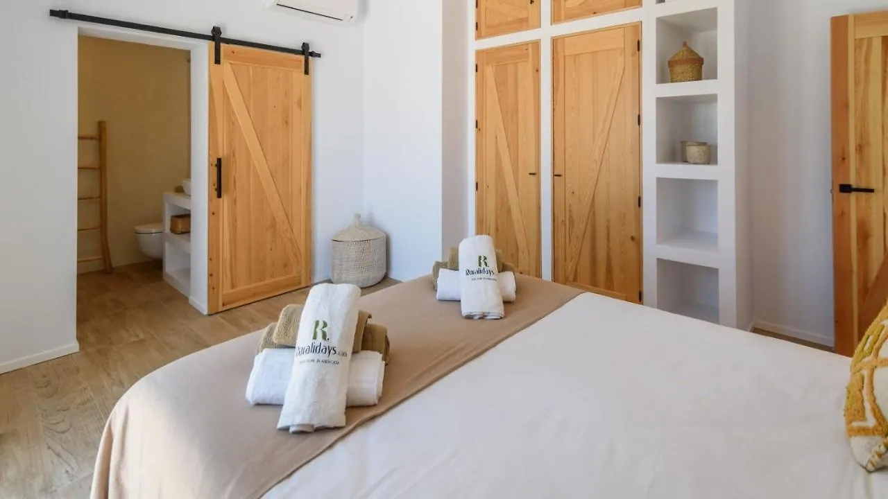 Casa What A Life Sayalonga By Ruralidays Holiday home