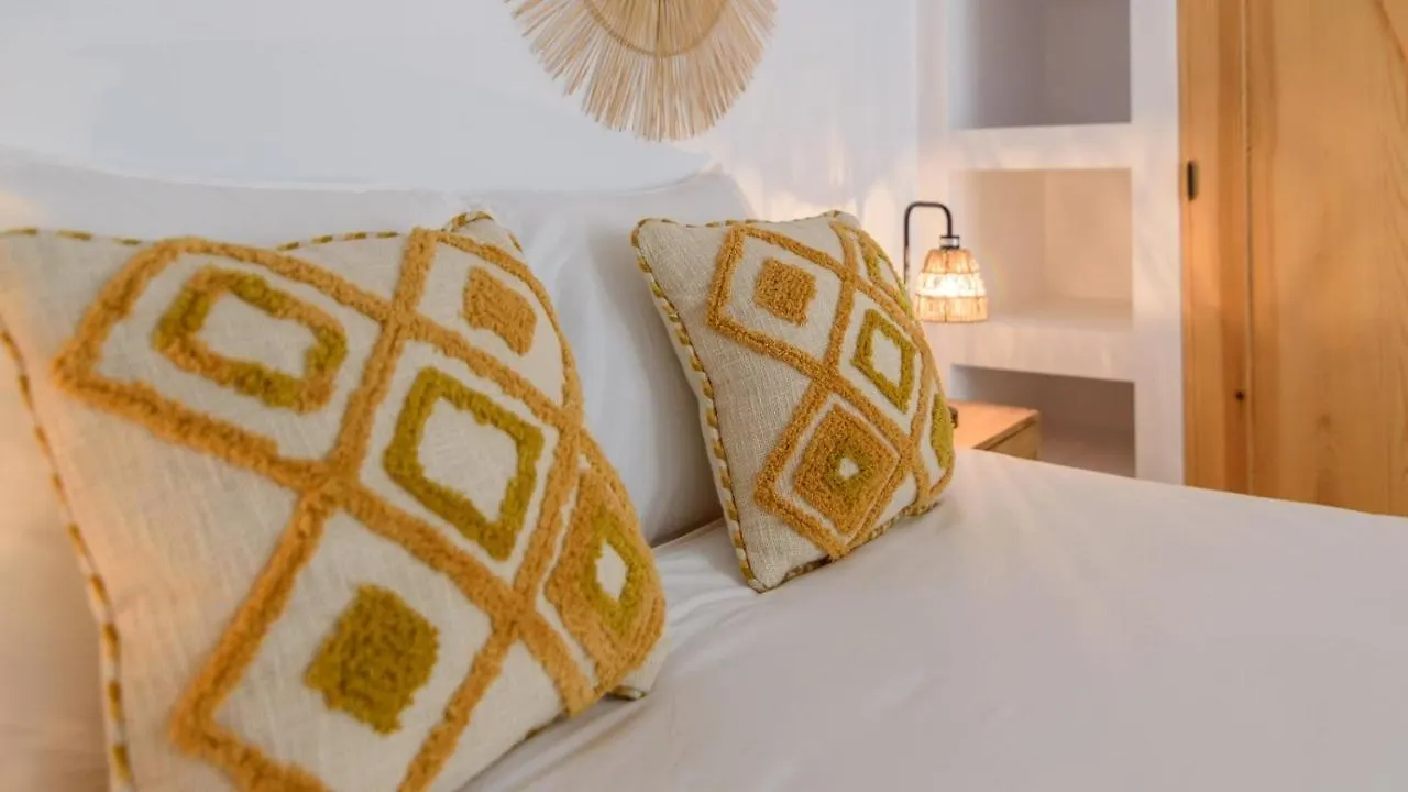 Casa What A Life Sayalonga By Ruralidays Holiday home