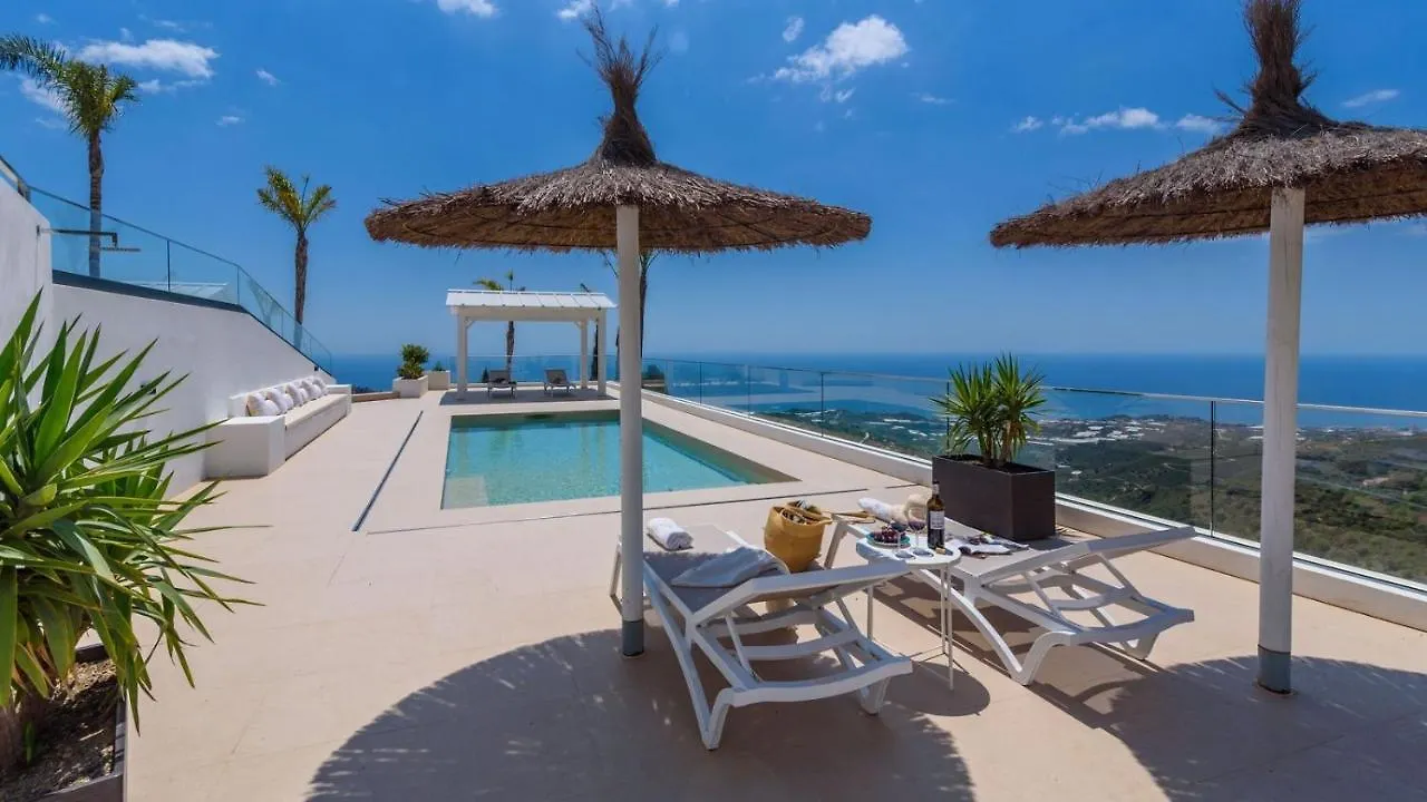 Casa What A Life Sayalonga By Ruralidays Holiday home