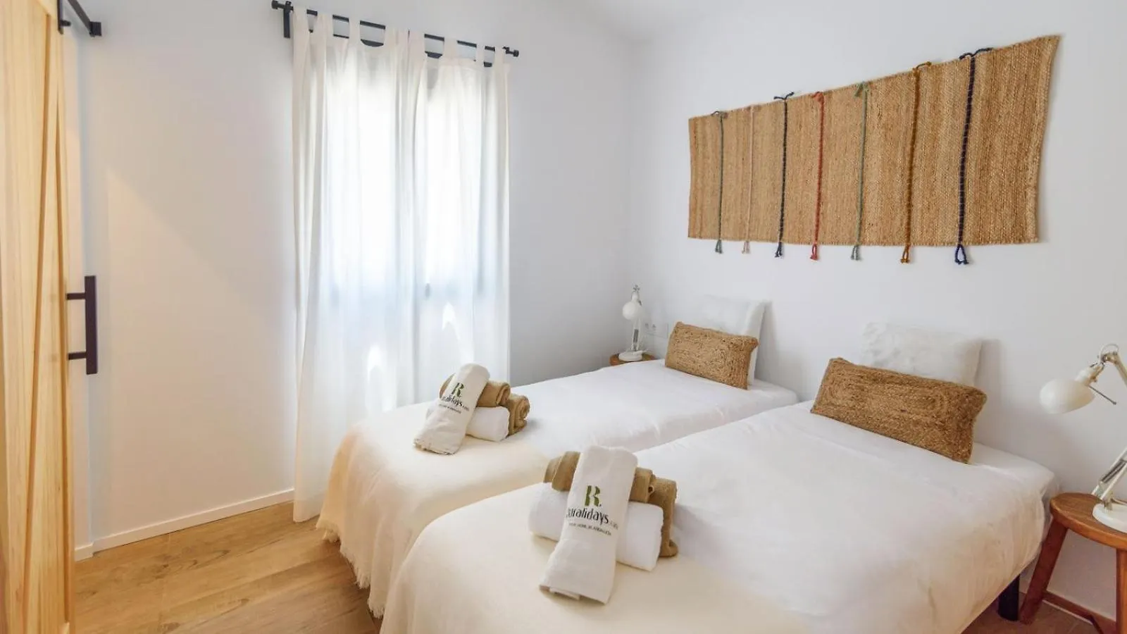 Casa What A Life Sayalonga By Ruralidays Holiday home