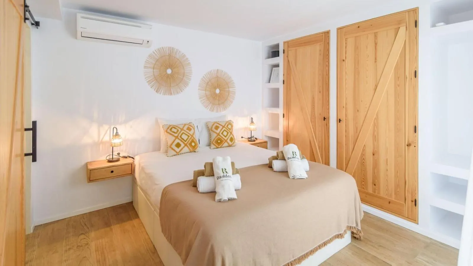 Casa What A Life Sayalonga By Ruralidays Holiday home